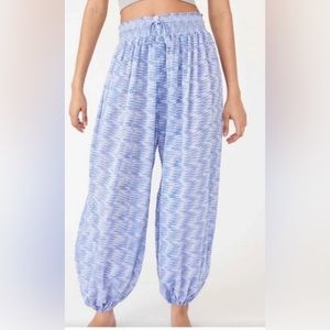 INTIMATELY FREE PEOPLE balloon style lounge pant BNWT Medium